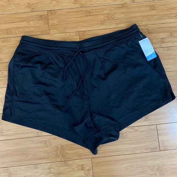 NWT Cacique black swim shorts - size 16 - Picture 1 of 1